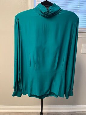 Elegant Green Women's Top